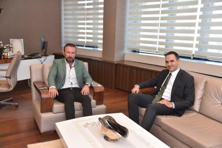 Başkan Doğan Ziyaretçilerini Ağırladı