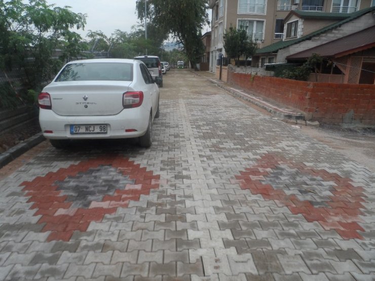 İzmit Fen İşleri Çalışmalarını Sürdürüyor