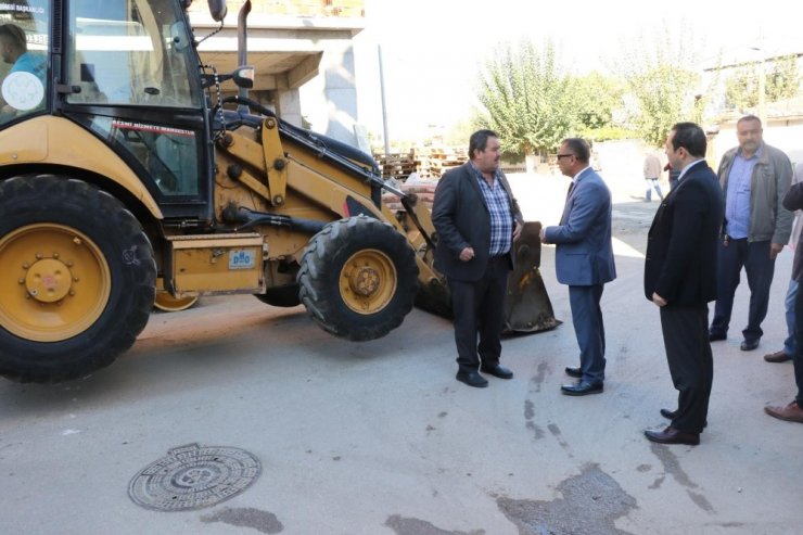 Bozulan Yollarda Onarım Çalışması Devam Ediyor