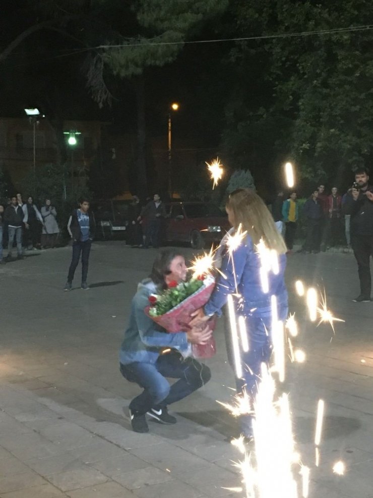 13 Yıllık Eşe Büyük Sürpriz