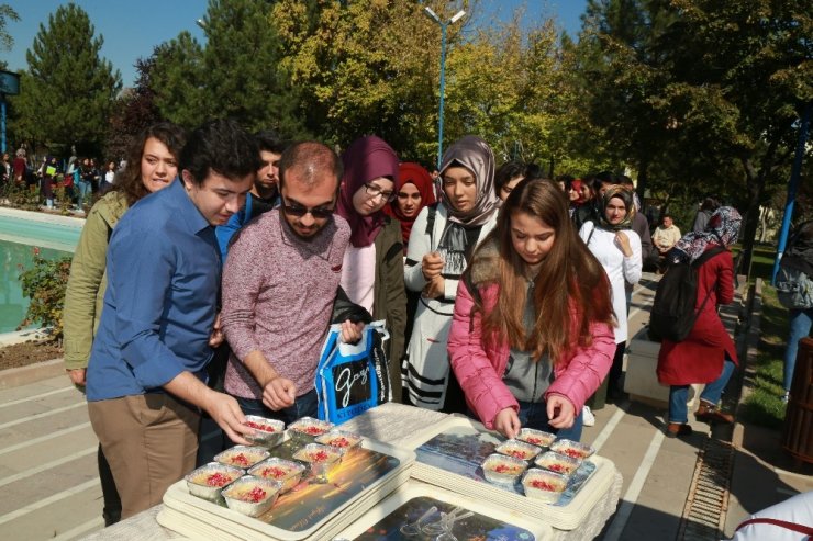 Gazi Üniversitesinde Aşure İkramı