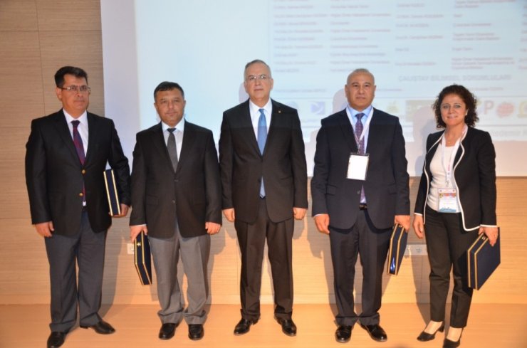 Niğde’de ‘Elma Çalıştayı’ Düzenlendi