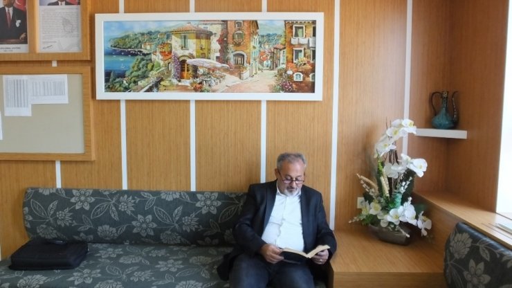 Burhaniye’de Öğretmen Ve Öğrenci İşbirliği İle Okul Yenilendi