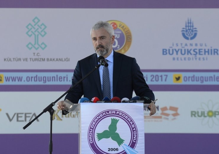 Bakan Numan Kurtulmuş Batı Özentiliğini Eleştirdi