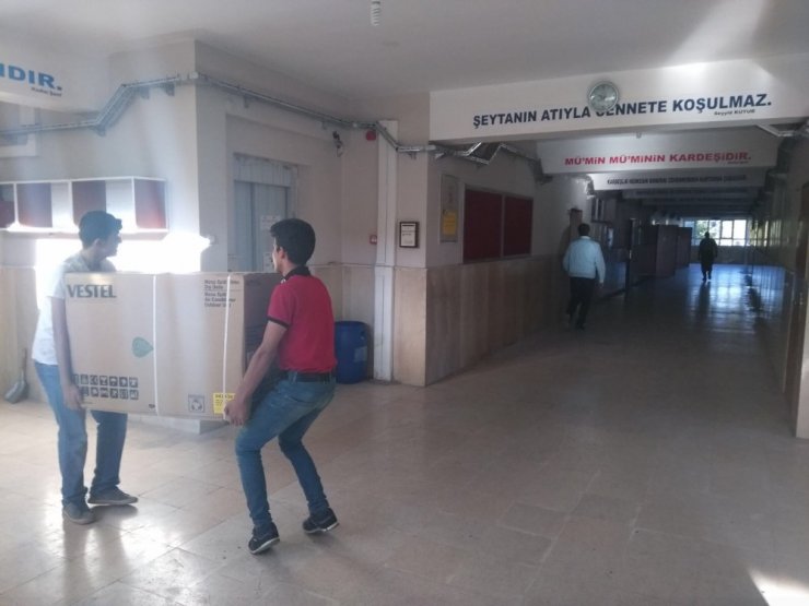 Siverek’te Okullar Arası Anlamlı Yardımlaşma