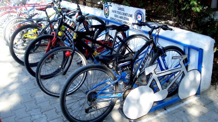 Sarıgöl Emniyetinden Öğrenciler İçin Örnek Çalışma