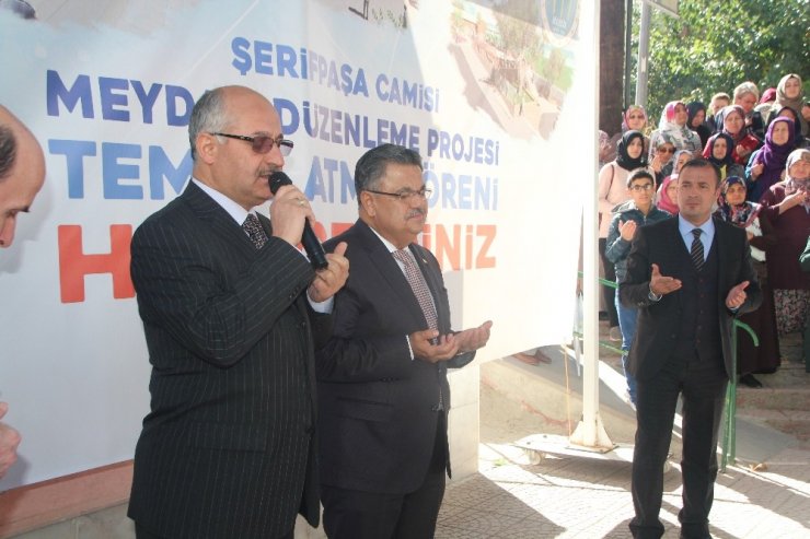 Şerifpaşa Camii Meydan Düzenleme Projesinin Temeli Dualarla Atıldı