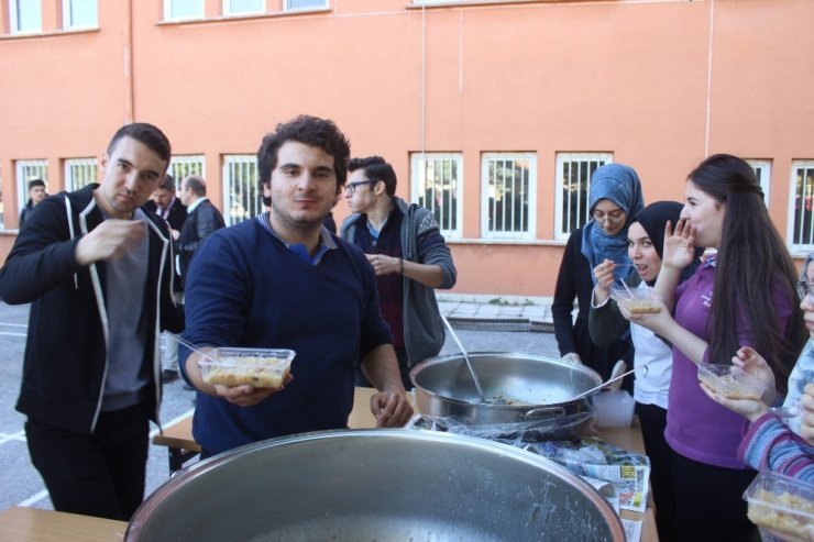 Tavşanlı’daki Okullarda Aşure Etkinliği
