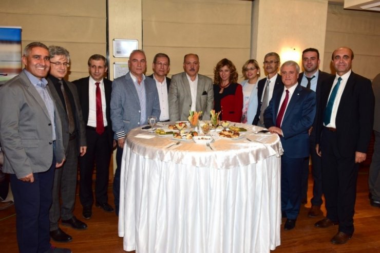 Anadolu Üniversitesi Gençlik Ve Spor Kulübü 2017-2018 Sezonunu Açtı