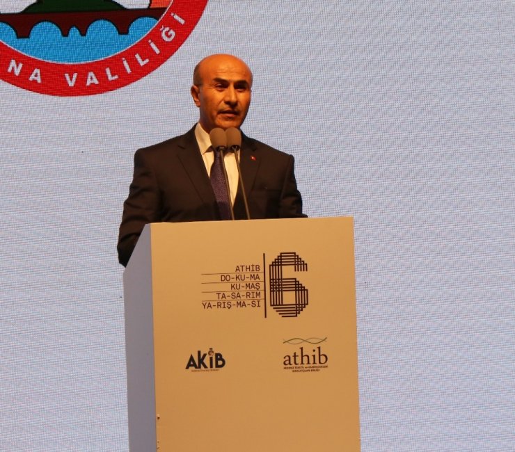 Adana’da ‘6. Dokuma Kumaş Tasarım Yarışması’ Ödül Töreni