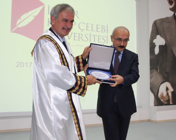 Bakan Elvan: “Ben Rektör Olsam Mezun Olan Öğrencilerin Yüzde Kaçını İşe Yerleştirebiliyoruz, Buna Bakardım”