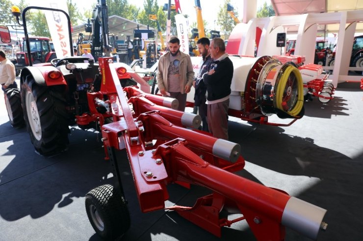 Bursa Tarım Fuarına Başak Traktör Ve Başak Agri Damga Vurdu
