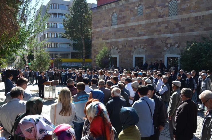 Cemalettin Köklü Parkı Düzenlenen Törenle Hizmete Açıldı