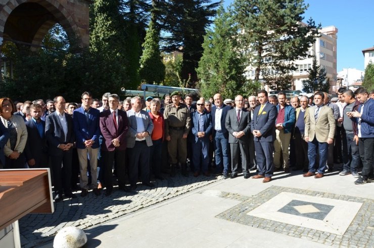 Cemalettin Köklü Parkı Düzenlenen Törenle Hizmete Açıldı