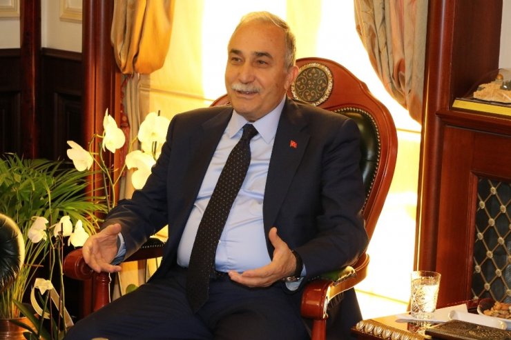Bakan Fakıbaba: "Et Fiyatlarında Üreticiyi De Tüketiciyi De Mutlu Edeceğiz"