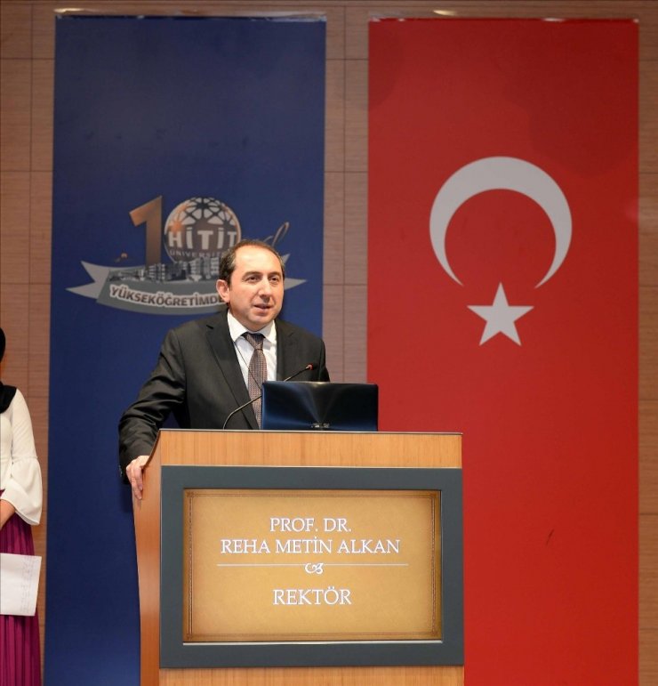 Rektör Alkan Öğrencilerle Buluştu