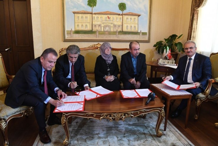 Hurma Mahallesi’ne 24 Deslikli Yeni Okul İçin İmzalar Atıldı