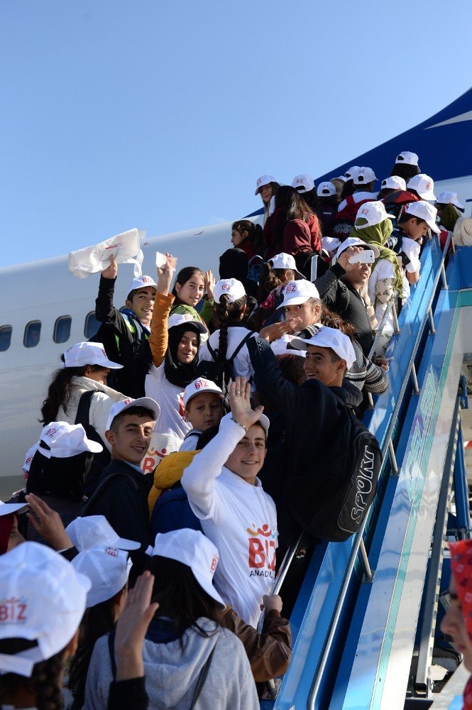 “Biz Anadoluyuz Projesi” Kapsamında Öğrenciler Bursa’ya Uğurlandı
