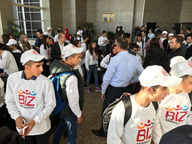 185 Öğrenci Samsun’a Gönderildi