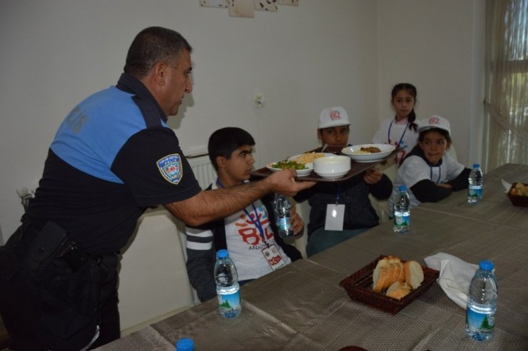 Elazığlı Öğrenciler Manisa’da