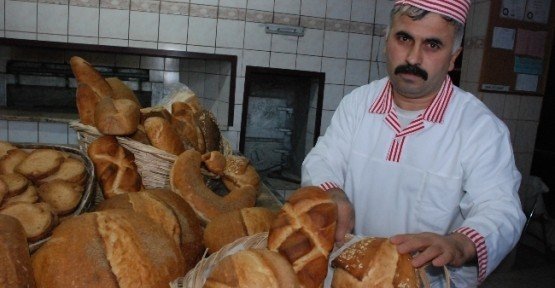 Ekmek Zammını Ertelediler