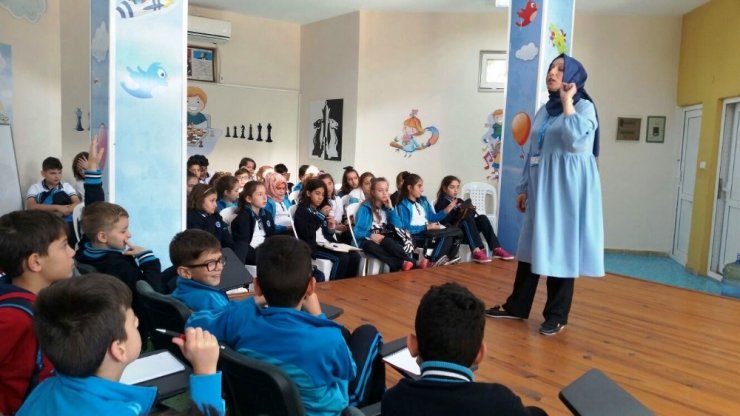 Sakarya’dan Kocaeli’ye Haklarını Öğrenmeye Geldiler