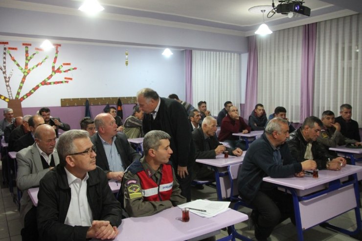 Jandarmadan Okul Servis Şoförlerine Seminer