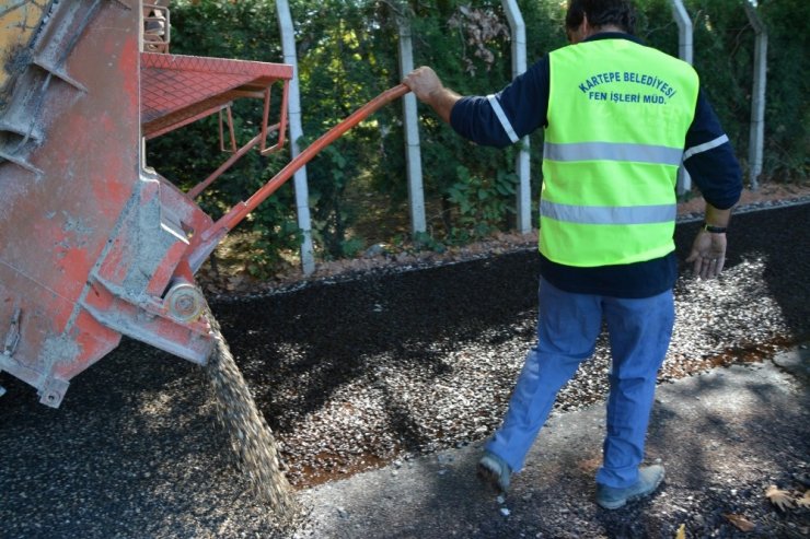 Kartepe’de Yol Onarım Çalışmaları Aralıksız Devam Ediyor