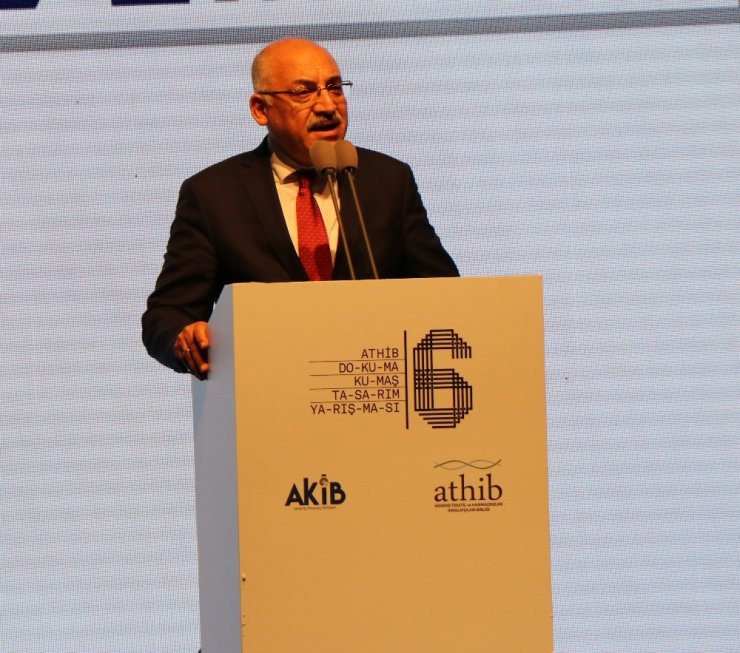 Adana’da ‘6. Dokuma Kumaş Tasarım Yarışması’ Ödül Töreni