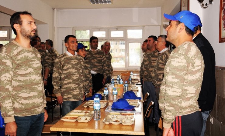 19 Yıl Sonra Tekrar İçtimaya Çıktılar