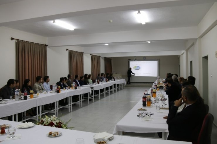 Mühendislik-mimarlık Fakültesi 2017- 2018 Eğitim Öğretim Yılı Akademik Kurul Toplantısı Yapıldı