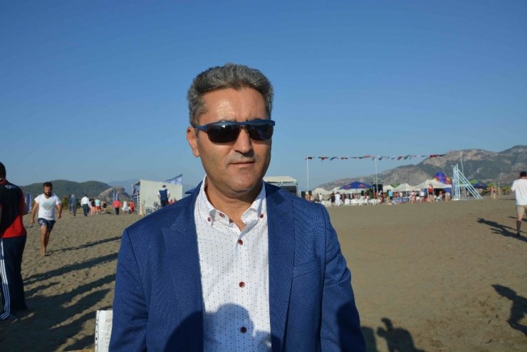 Tedavisi Tamamlanan Caretta Caretta Denize Bırakıldı