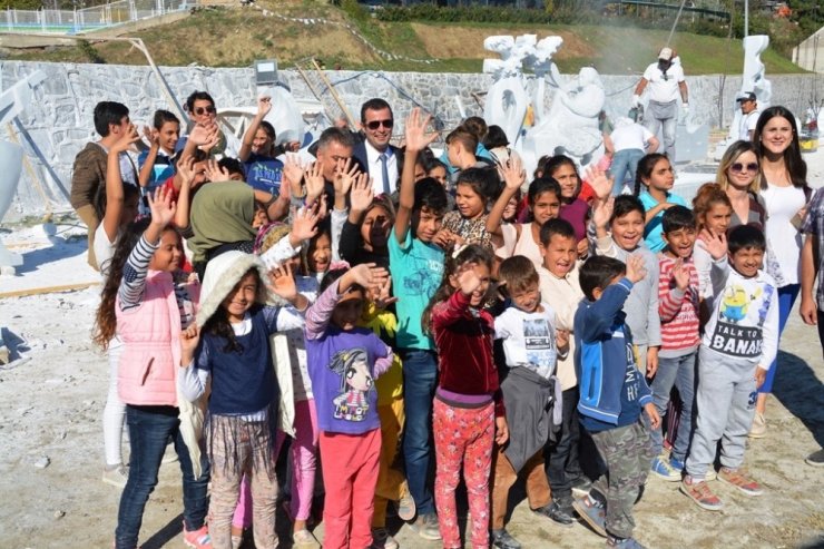 Roman Çocuklar Heykeltıraşlarla Buluştu