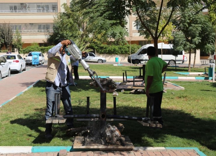 Haliliye Belediyesi Parkları Yeniliyor