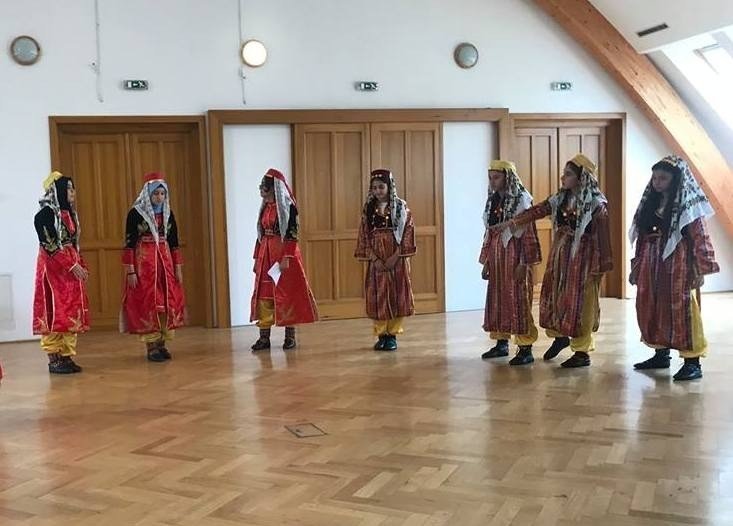 Yurt Dışında Halk Oyunlarını Tanıttılar