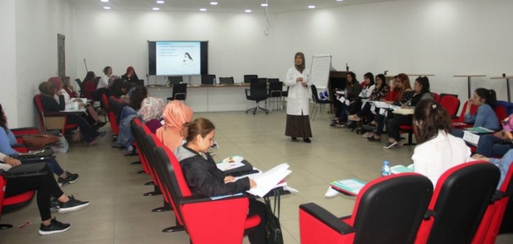 Van’da ‘Anne Sütü Ve Emzirme Danışmanlığı’ Eğitimi