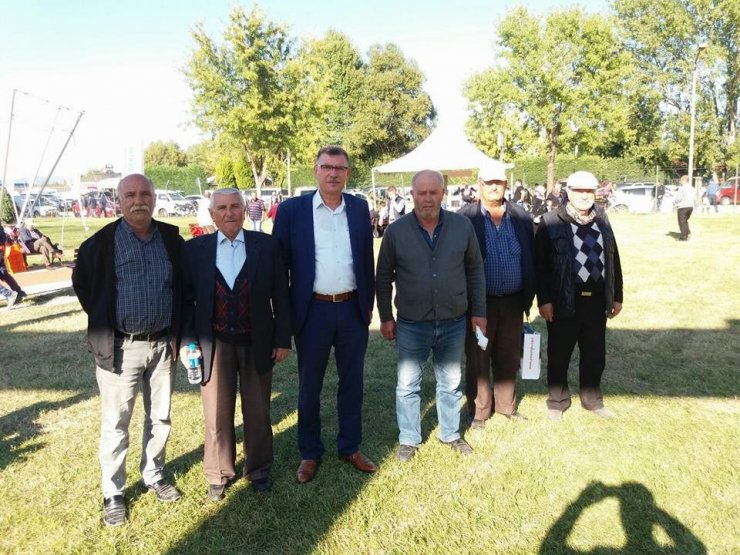 Vezirhan Belde Belediye Başkan Duymuş’dan Çukurören Köyü Standını Övgü