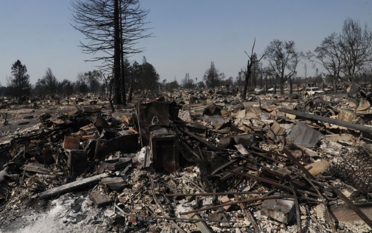 Kaliforniya’daki Yangında Ölü Sayısı 36’ya Yükseldi
