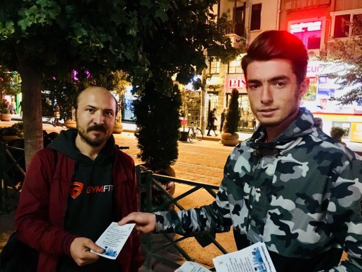 Ak Gençler 5 Bin Vatandaşa Trafik Kurallarını Hatırlattı