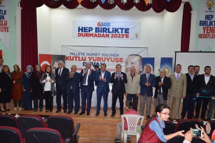 Şaphane Ak Parti’de Murat Çakır Güven Tazeledi