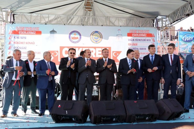 Bozdağ: "Chp Müftüye Nikah Yetkisi Verildiği İçin İtiraz Ediyor"