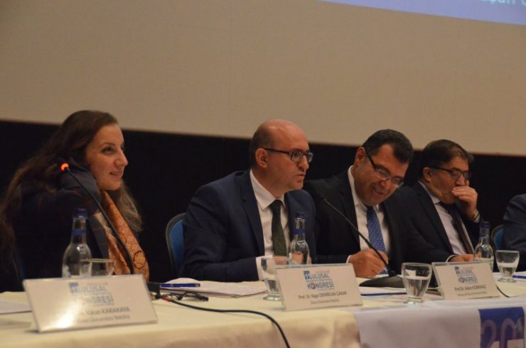 5 Üniversitenin Rektörü Makü’de Buluştu