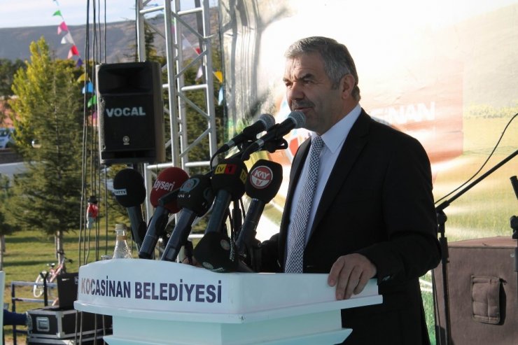 Kayseri’de ‘Kedi Bacağı’ Festivali Başladı