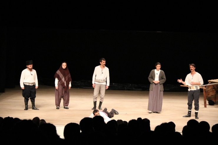 Nazım Hikmet Kuvayi Milliye Tam Not Aldı