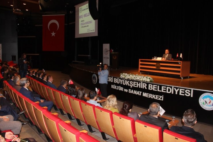 Ceza Hukukçusu Prof. Dr. Ersan Şen: “Sosyal Medya Bana Çok Tehlikeli Geliyor”