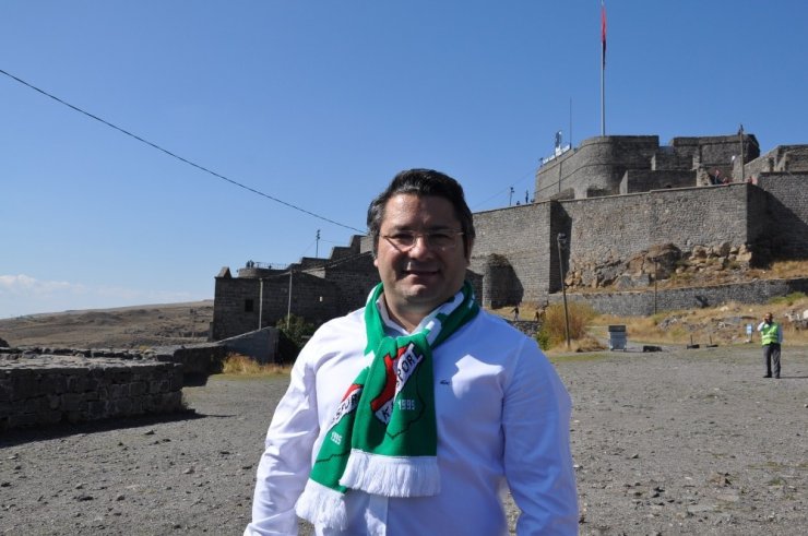 Mektebim Okulları Sahibi Ümit Kalko, Kars’ta