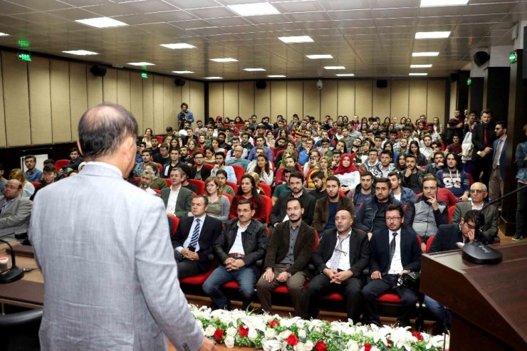 Japon Profesör’den Ders Niteliğinde Çevre Konferansı