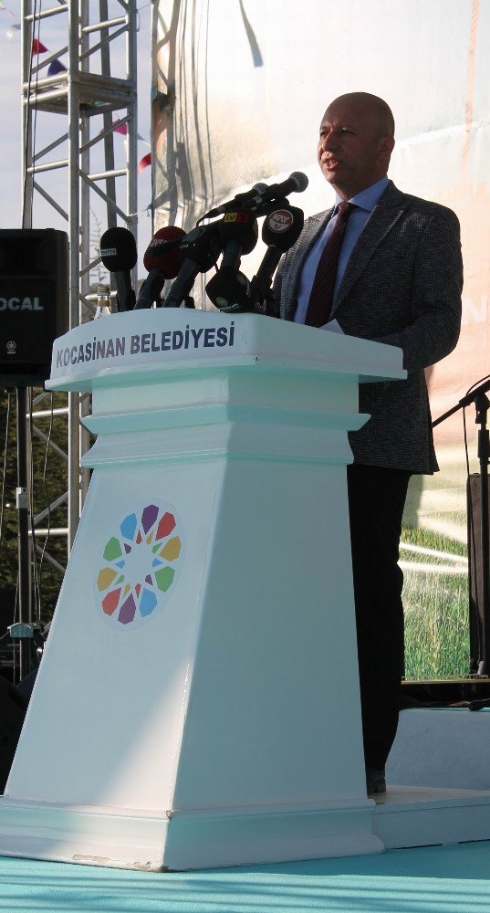 Kayseri’de ‘Kedi Bacağı’ Festivali Başladı