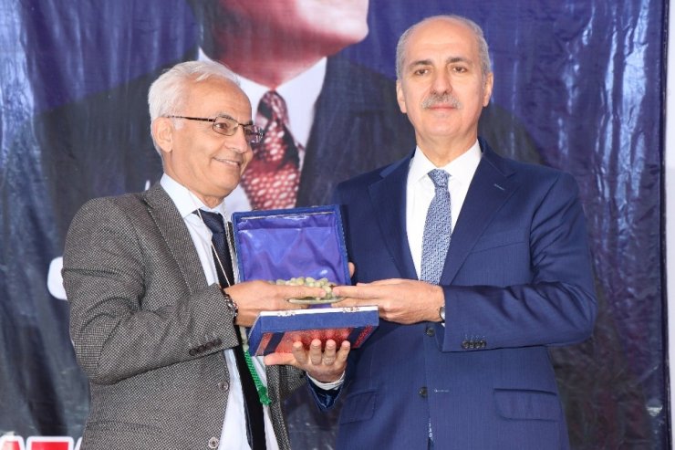 Bakan Kurtulmuş: "Meşrep Ve Mezhep Farklılıklarını Kaşımak İsteyenlere Dur Diyeceğiz"