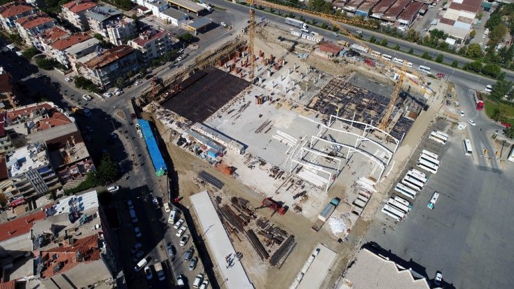 Salihli’nin Modern Pazaryeri Hızla Yükseliyor